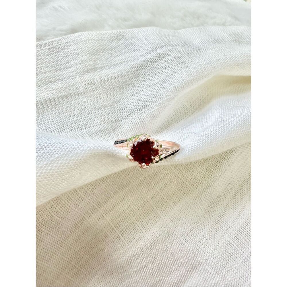 Red as the Rose cubic zirconia ring ￼ - Picture 6 of 6